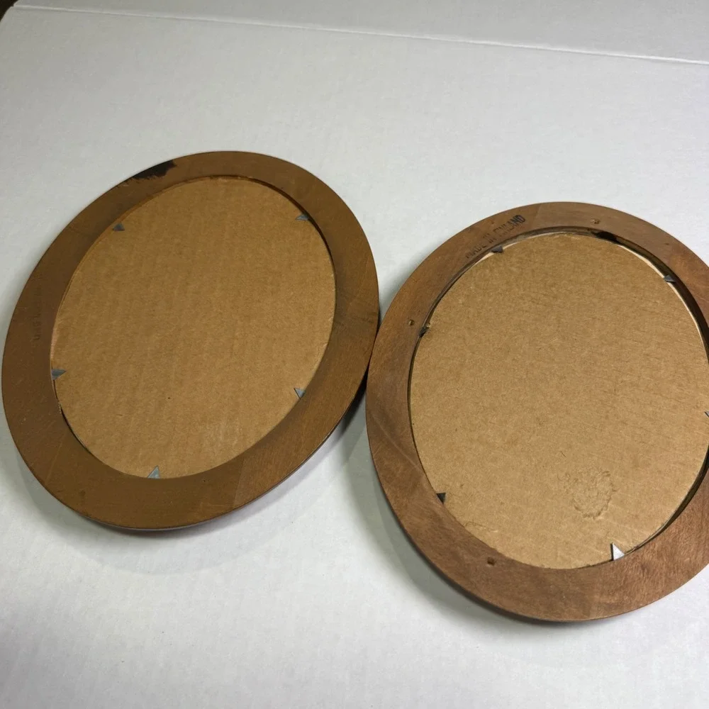 Vintage 1982 Signed Silhouette Portraits Pair Oval Wood Frames Made in Finland